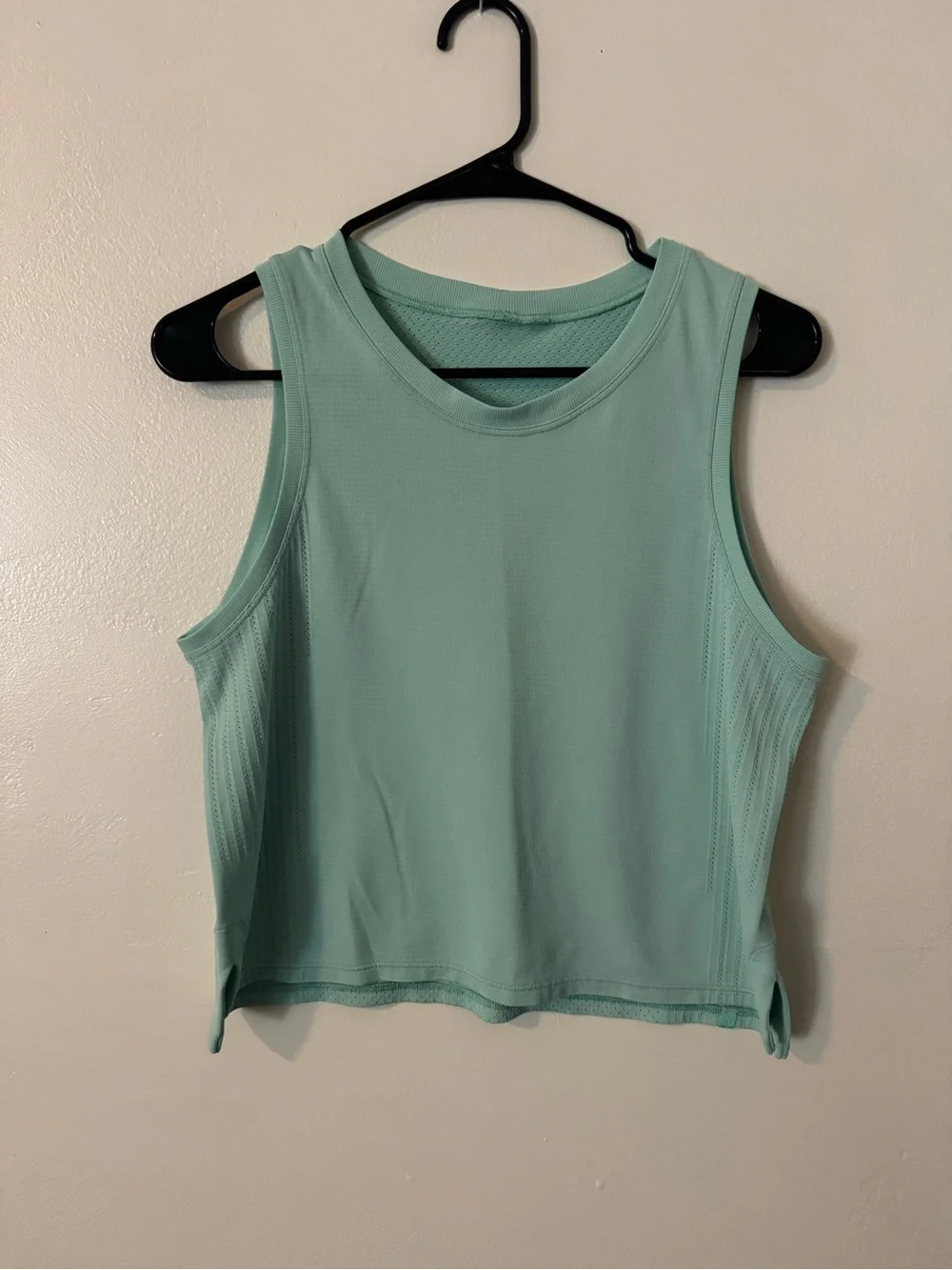 Lululemon Train to Be Tank Top in Wild Mint M